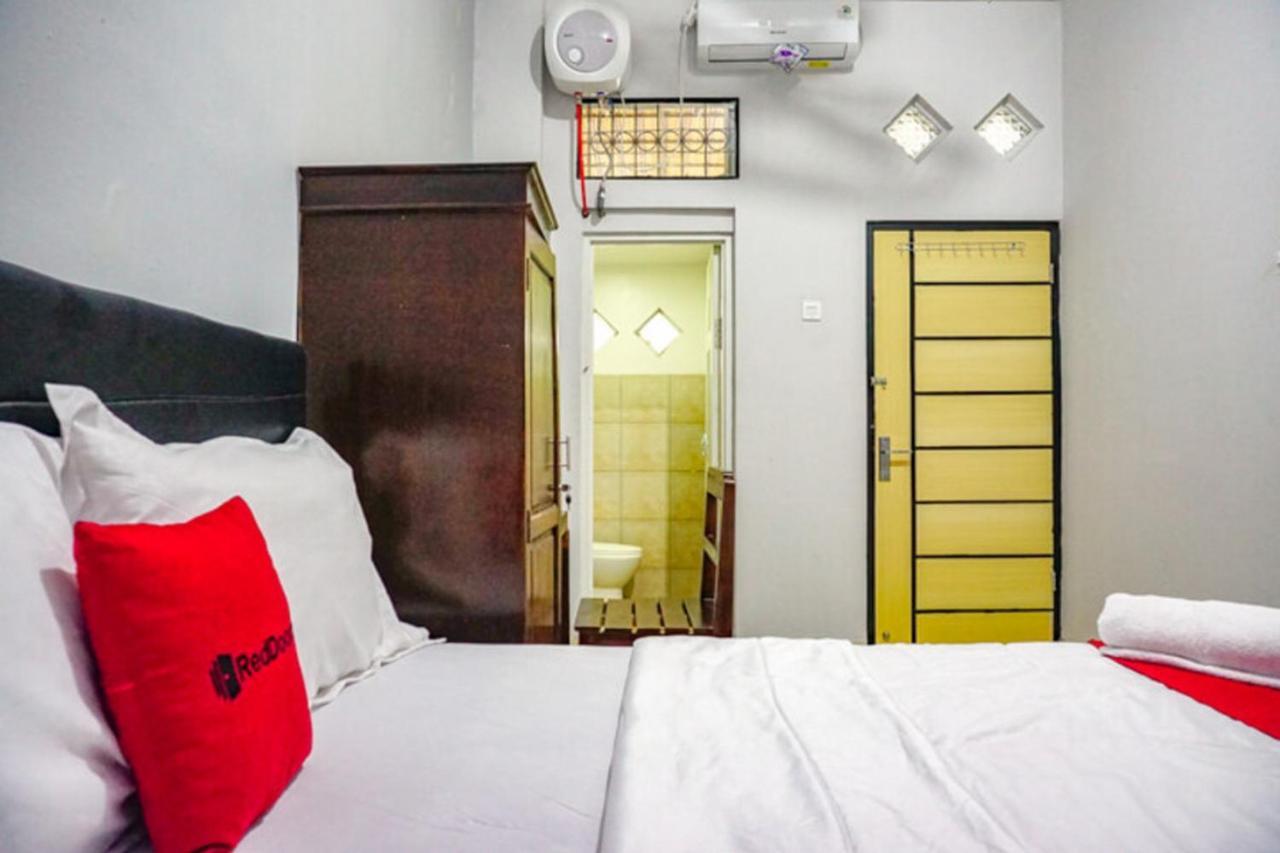 Reddoorz Near Penimbangan Beach Singaraja Eksteriør bilde